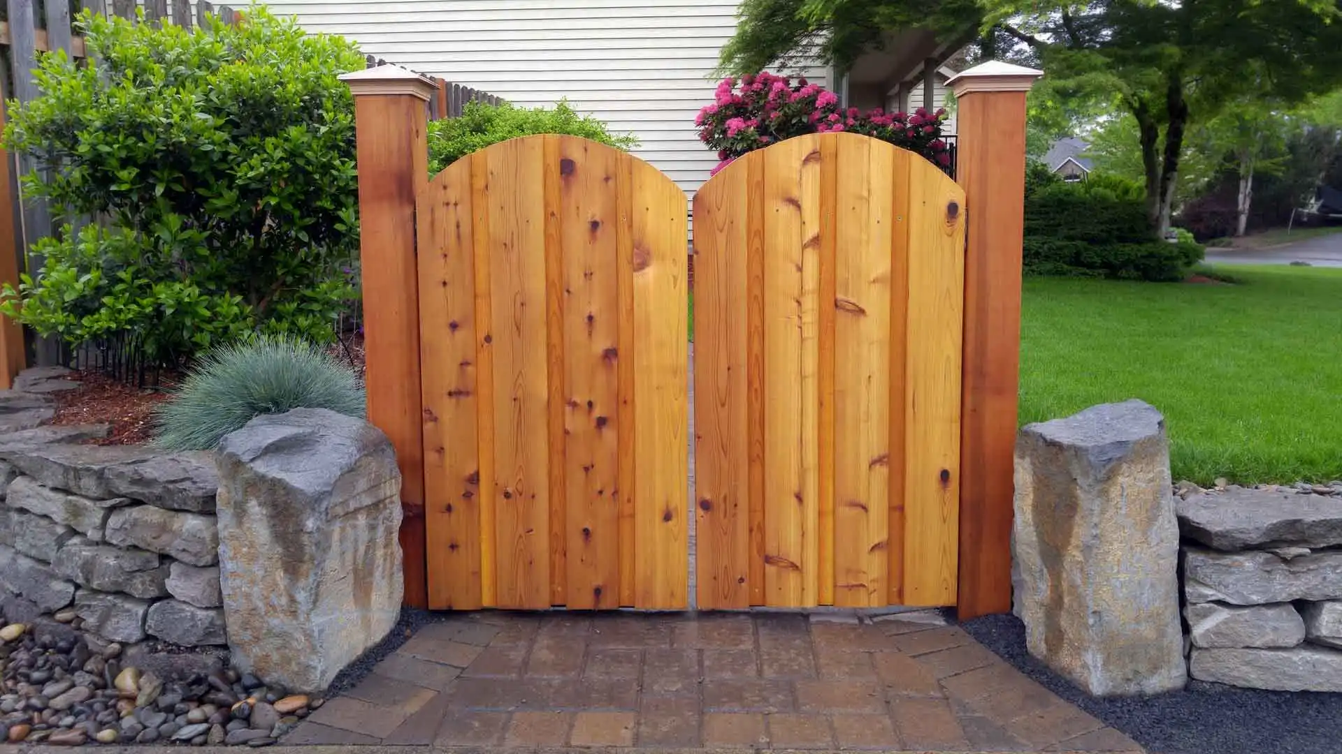 gate gate